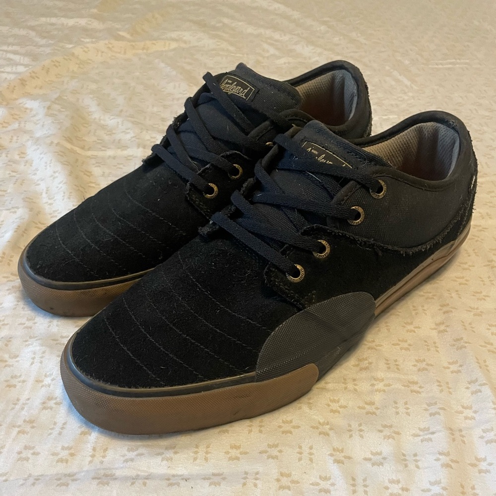 Globe Shoes Appleyard Men’s sz 10.5